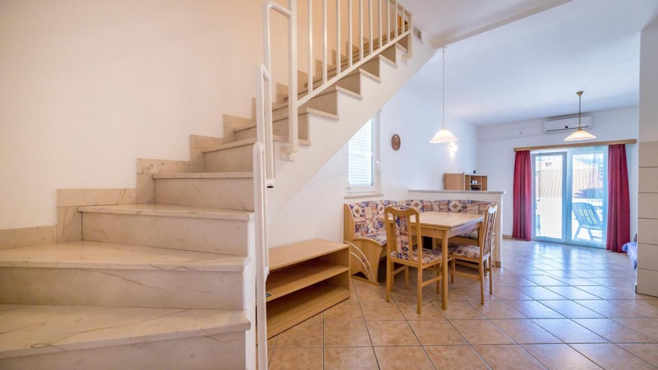 Apartament Damir & Gordana Baška Zewnętrze zdjęcie